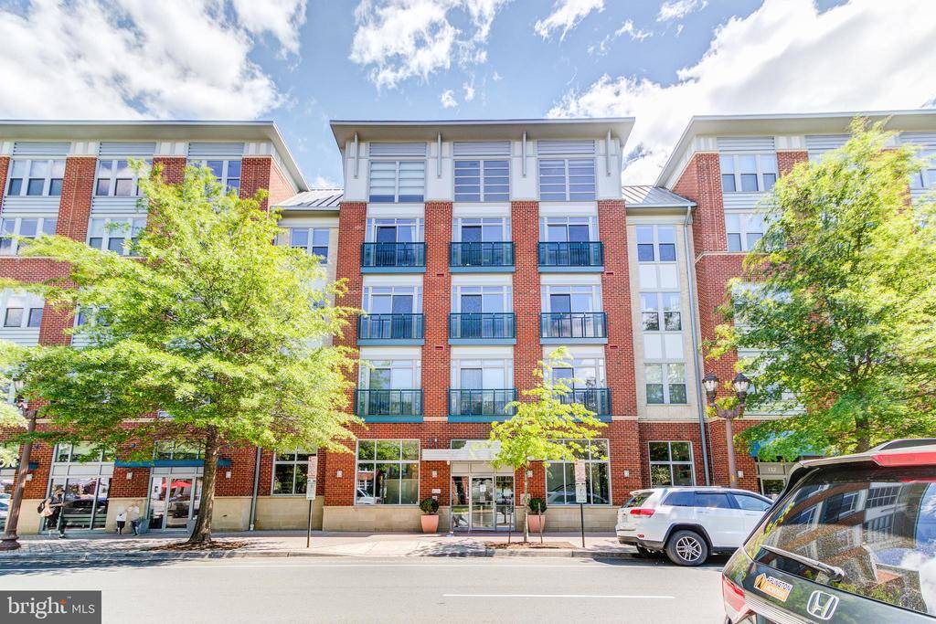 Arlington, VA 22201,1800 WILSON BLVD #434