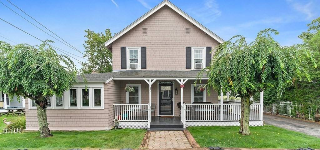 90 Beach St, Marshfield, MA 02050