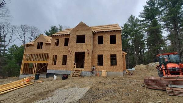 183 Mendon Rd, Sutton, MA 01590