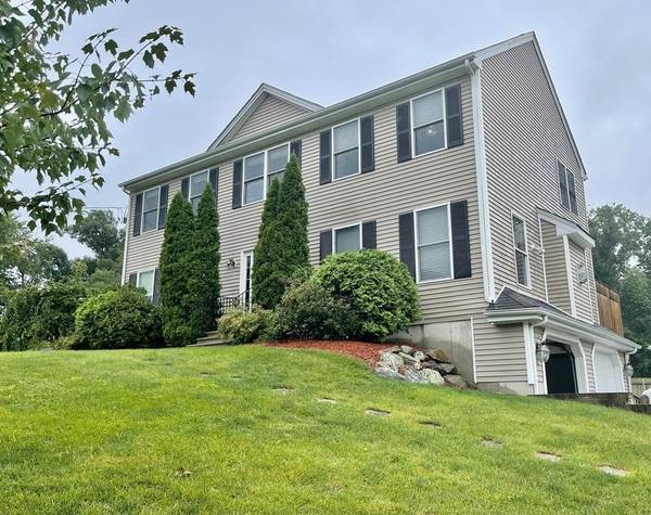 8 Austin Dr, Attleboro, MA 02703