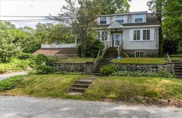 103 Green St, Athol, MA 01331