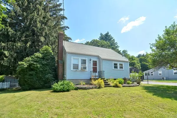 Wrentham, MA 02093,9 Geordan Ave