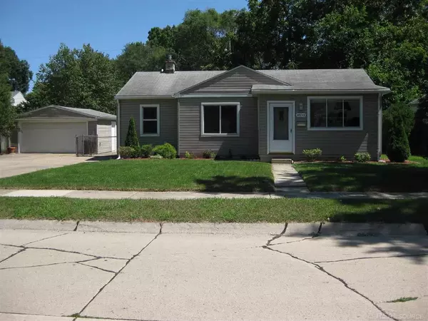 26040 Delton, Madison Heights, MI 48071