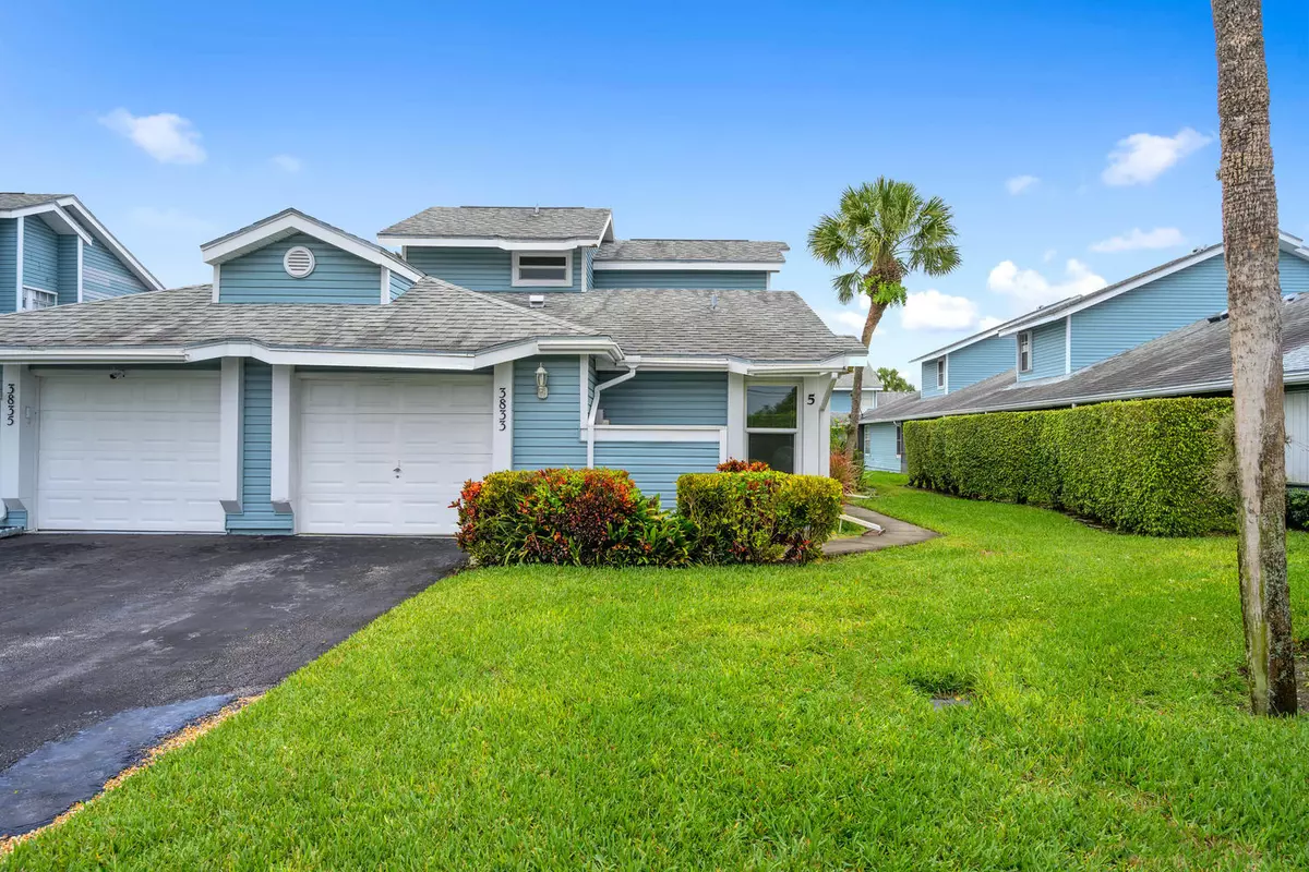 Lake Worth, FL 33462,3833 E Island Club CIR