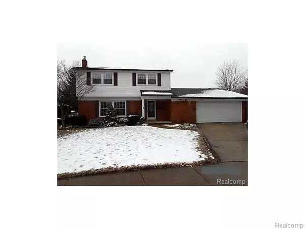 Hazel Park, MI 48030,22624 POPLAR CRT