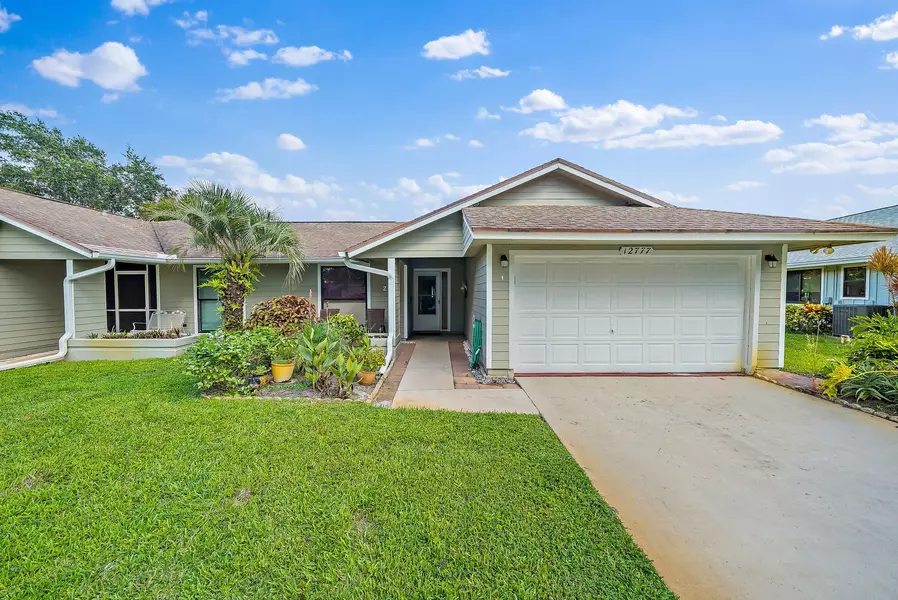 12777 SE Pinehurst CT, Hobe Sound, FL 33455