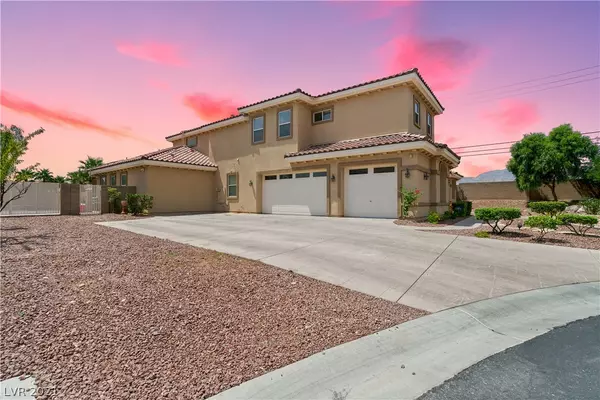 8795 Lufield Ridge Court, Las Vegas, NV 89149