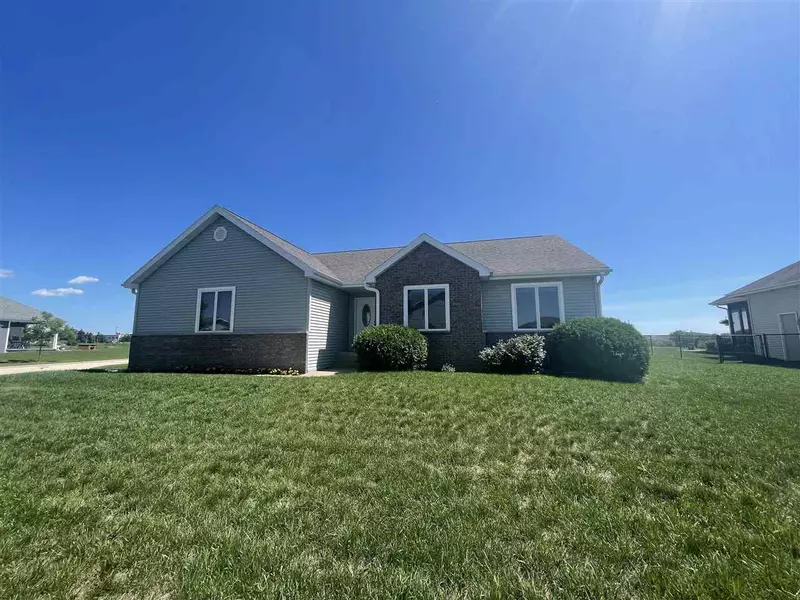 530 20th St, Prairie Du Sac, WI 53578