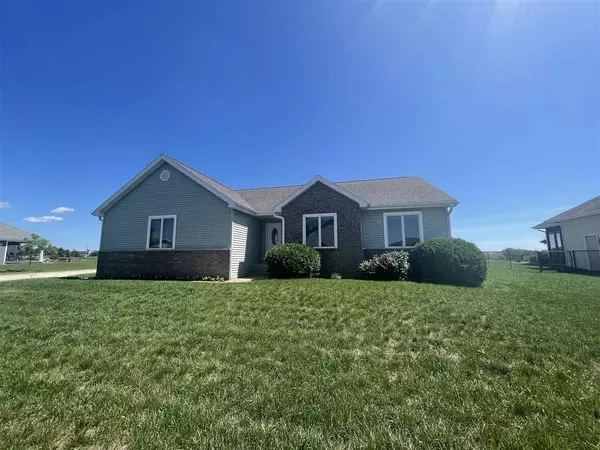 530 20th St, Prairie Du Sac, WI 53578