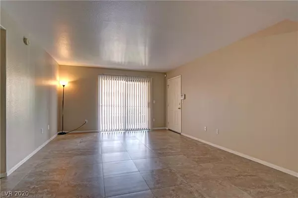 Henderson, NV 89052,950 Seven Hills #2614