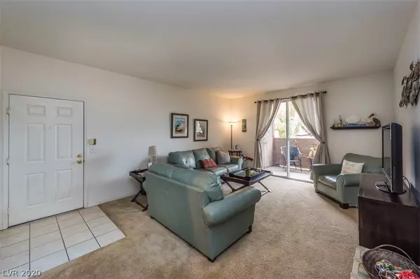 Henderson, NV 89012,231 HORIZON RIDGE #1011