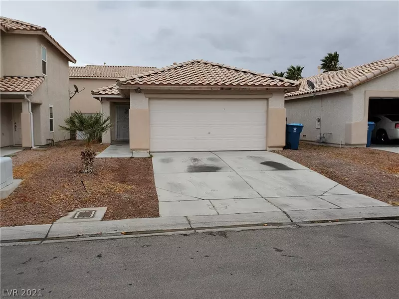 10006 Mardagen Street, Las Vegas, NV 89183