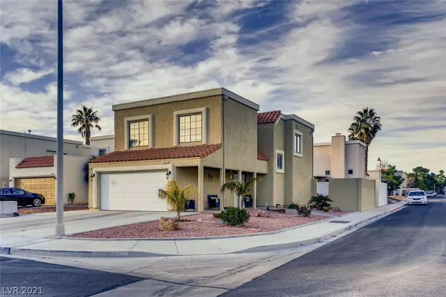 8612 Schilling Court, Las Vegas, NV 89117