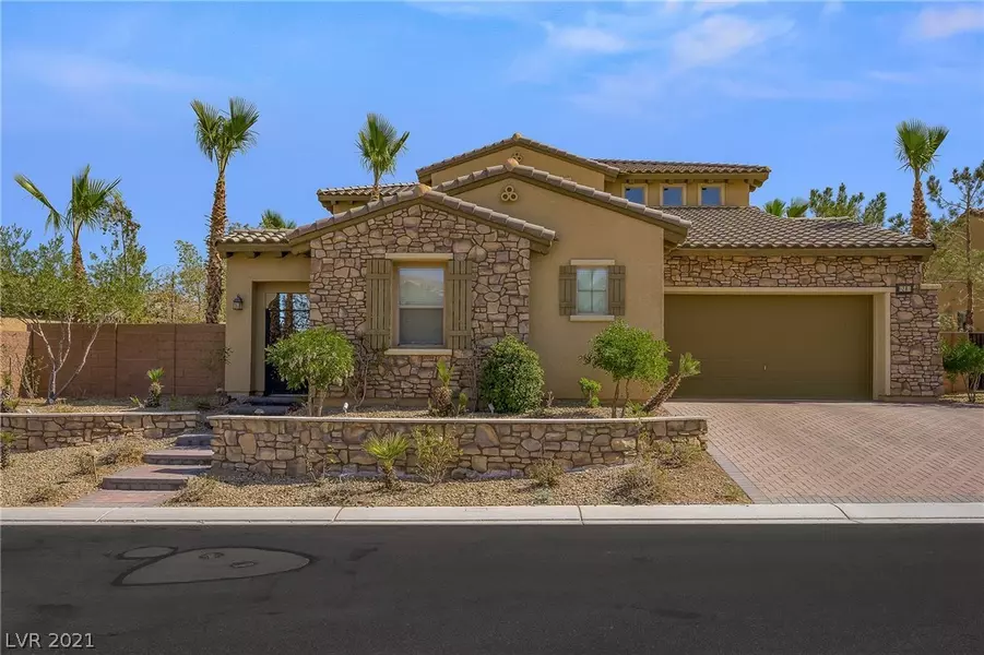 28 Moltrasio Lane, Henderson, NV 89011