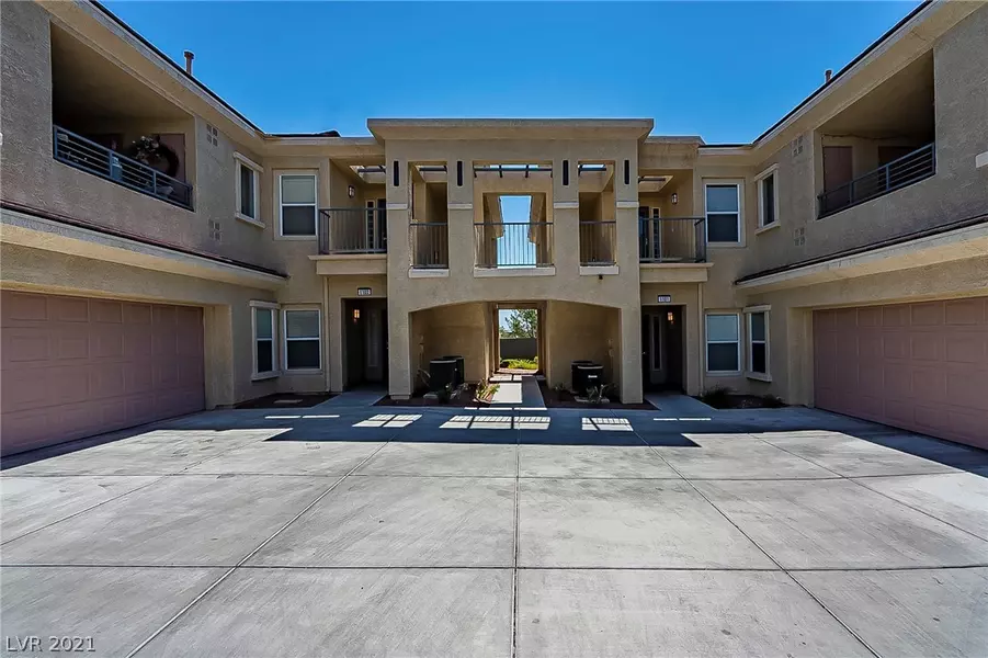 10809 Garden Mist Drive #1102, Las Vegas, NV 89135