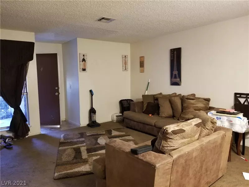 3541 Jungle Drive #4, Las Vegas, NV 89110