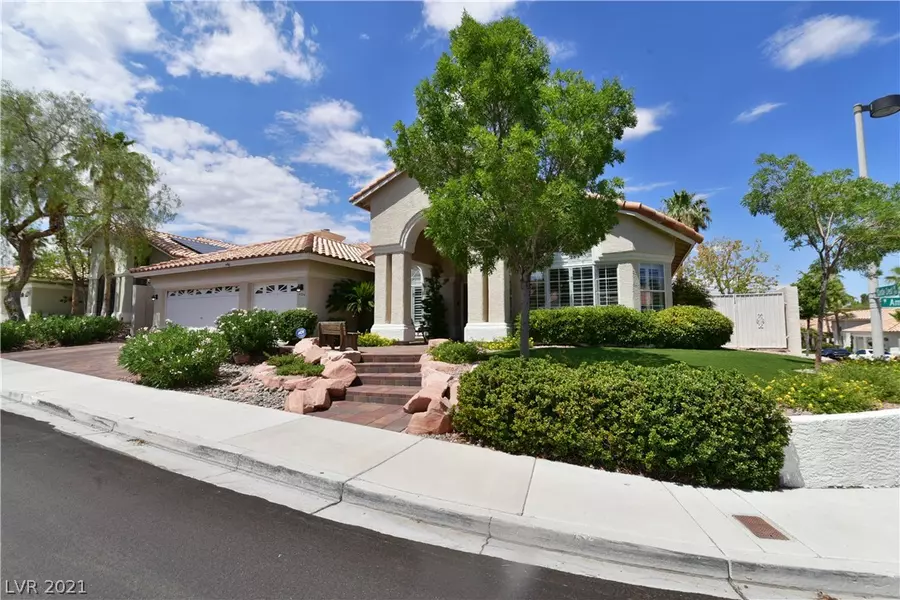 9204 Amber Vista Drive, Las Vegas, NV 89117