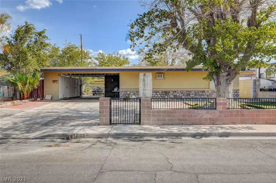 2105 E McWilliams Avenue, Las Vegas, NV 89101