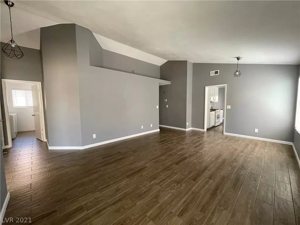 Las Vegas, NV 89108,1217 Coral Isle Way