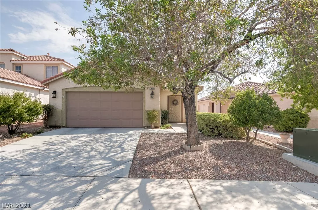 Las Vegas, NV 89143,7936 Willow Pines Place