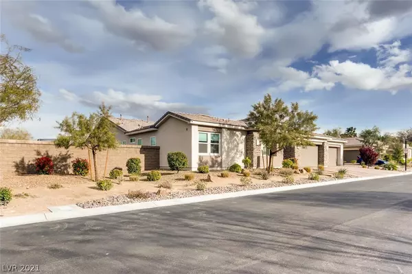 Las Vegas, NV 89113,8376 Sweetwater Creek Way