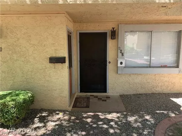 462 Las Casitas Way, Las Vegas, NV 89121