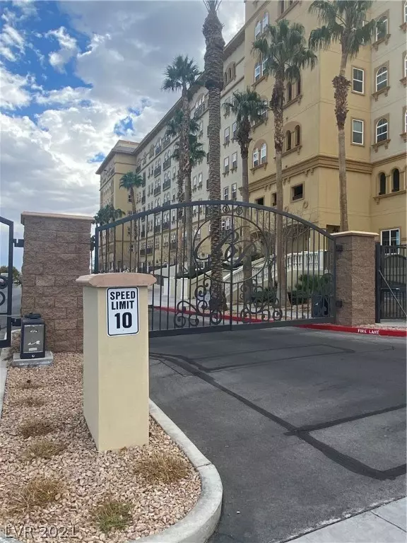 Las Vegas, NV 89123,2405 Serene Avenue #221