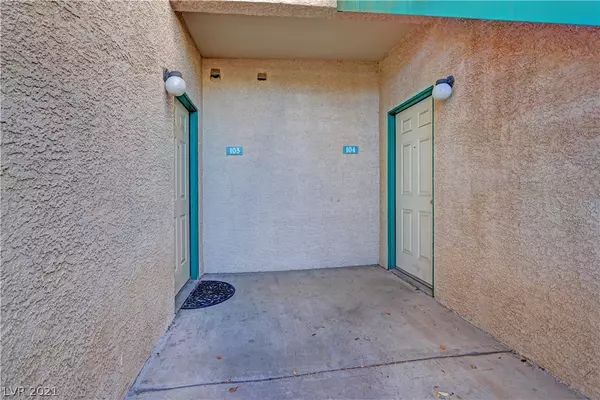 Las Vegas, NV 89118,5171 Lindell Road #103