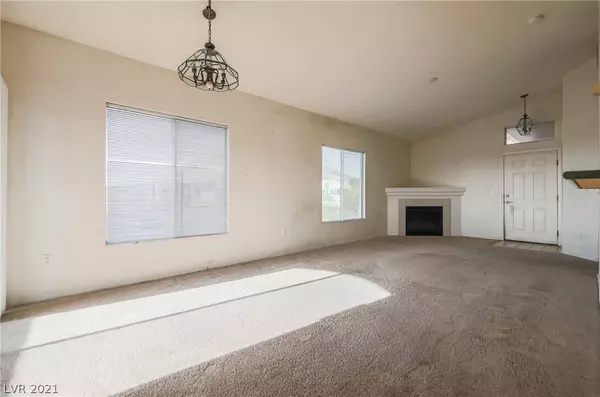 Las Vegas, NV 89129,3314 Indian Shadow Street #202