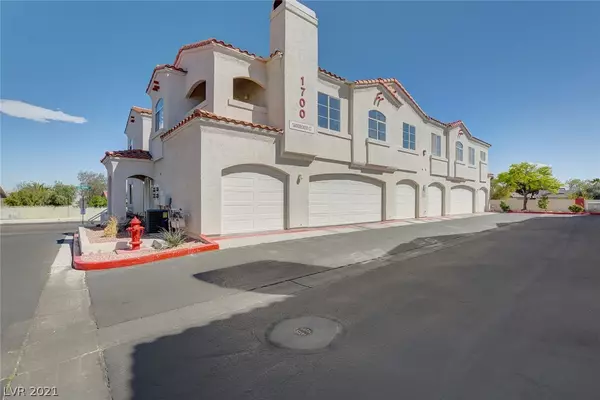 Las Vegas, NV 89146,1700 Sandecker Court #202