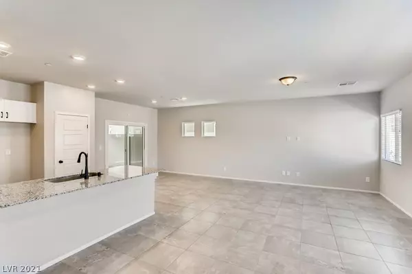 North Las Vegas, NV 89084,7453 Garnet Moon Street