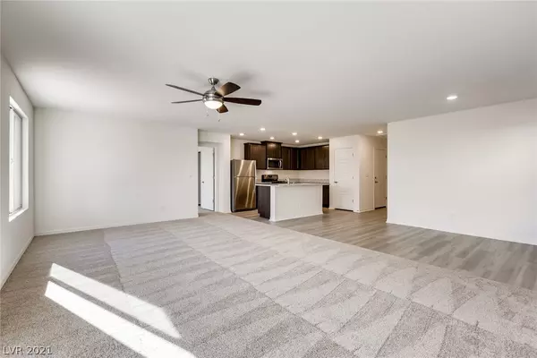 North Las Vegas, NV 89031,518 DESCUBIR Avenue