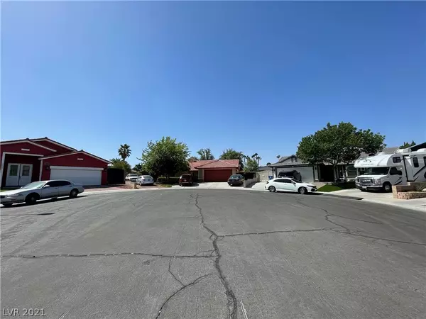 Henderson, NV 89074,154 Drifting Sand Court