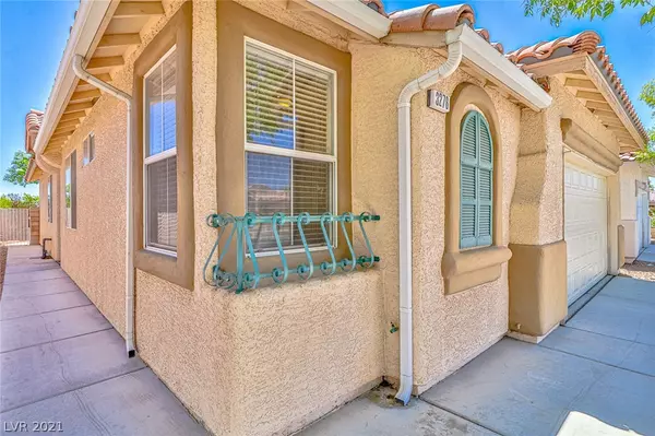 Las Vegas, NV 89117,3276 Crown Cove Court