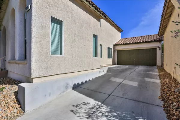 Las Vegas, NV 89149,9185 Grand Sunburst Court