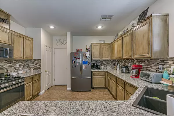 North Las Vegas, NV 89084,2713 Cedar Bird Drive