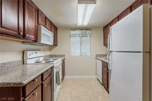 Las Vegas, NV 89103,5361 Indian River Drive #347