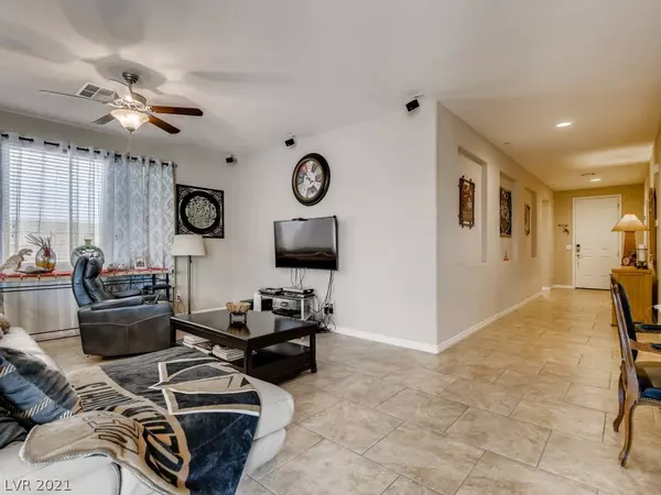 Henderson, NV 89011,835 Via Serenelia