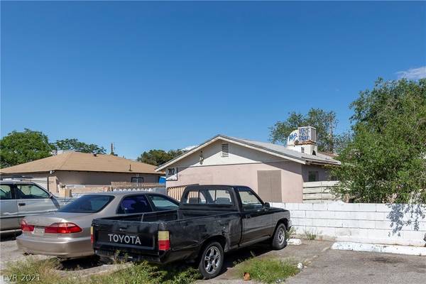 2112 Statz Street, North Las Vegas, NV 89030