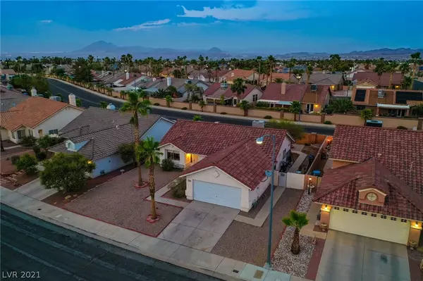 Henderson, NV 89002,838 WOODTACK COVE Way