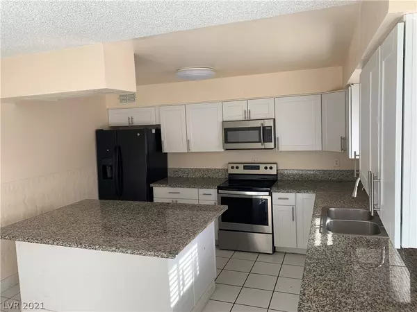 Las Vegas, NV 89169,3163 Silver Saddle Street