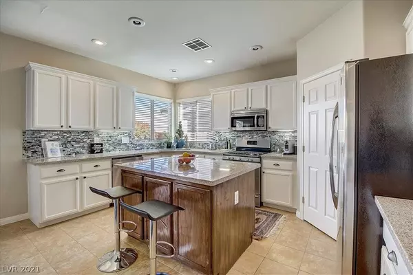 Las Vegas, NV 89148,6172 Whitelion Walk Street