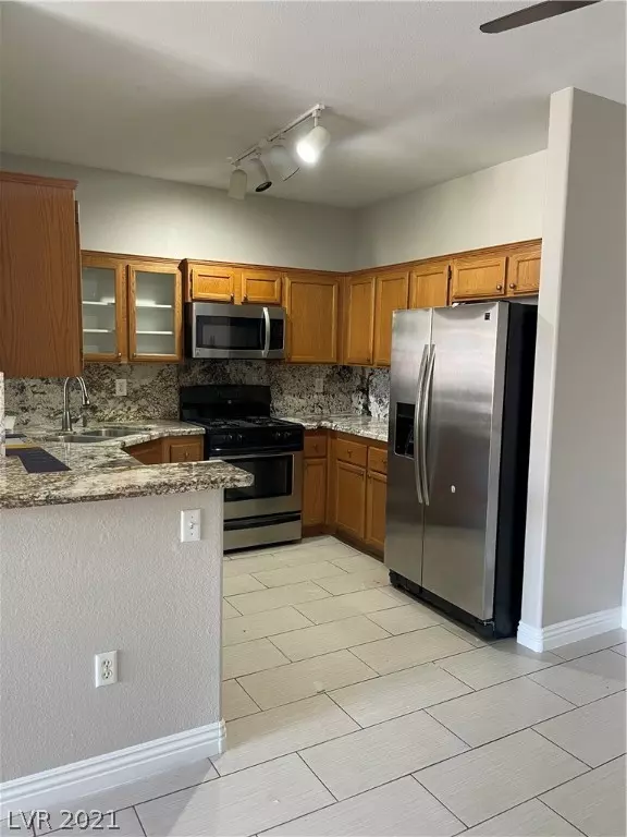 1405 S Nellis Boulevard #1024, Las Vegas, NV 89104