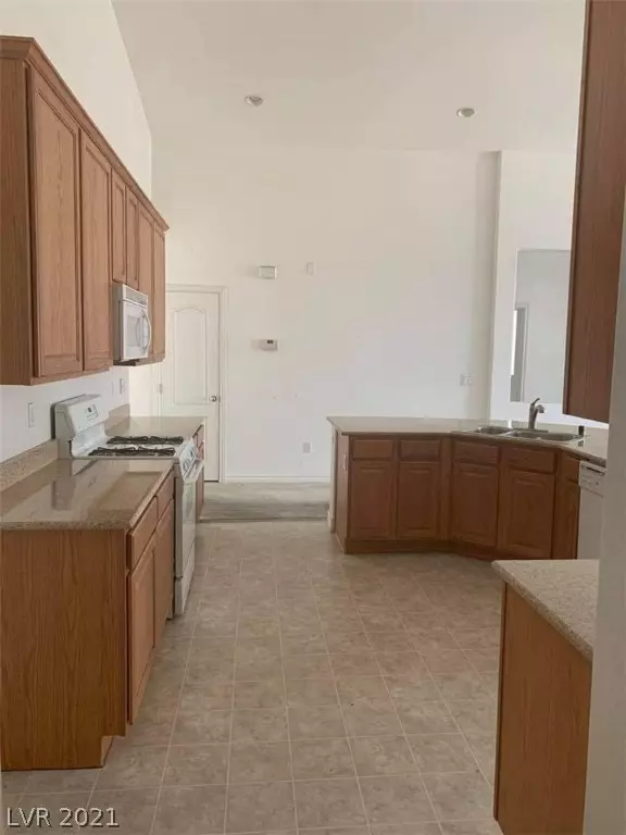 North Las Vegas, NV 89032,3934 Royal Stone Court