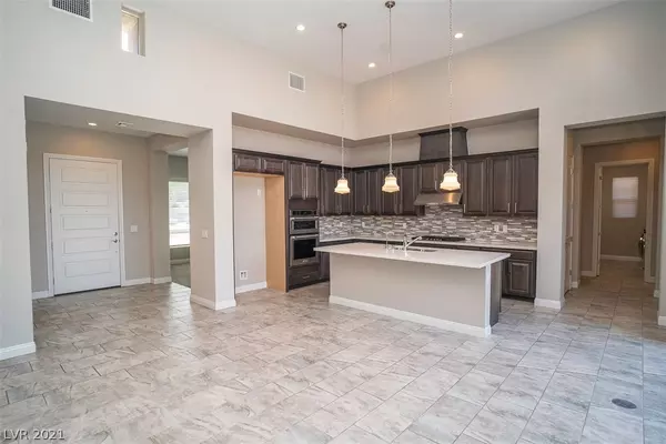 Las Vegas, NV 89148,10180 Emerald Sunset Court