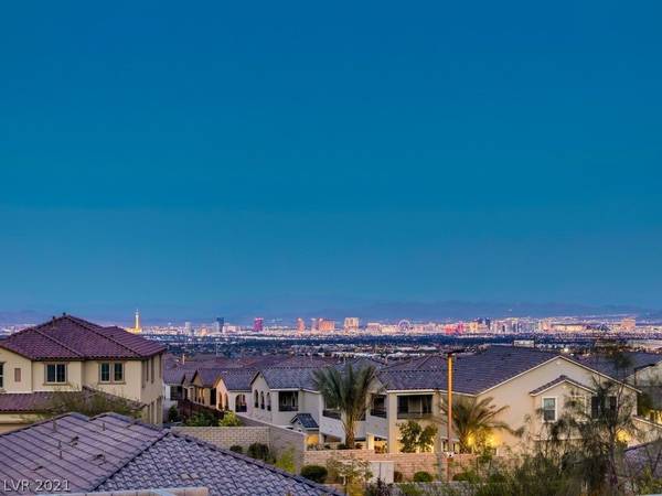 466 Cabral Peak Street, Las Vegas, NV 89138