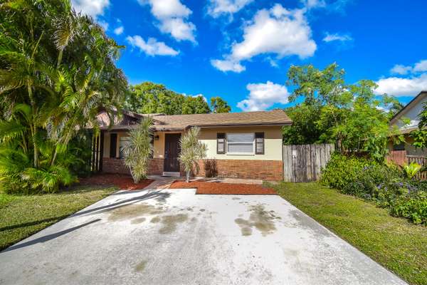 3945 Chapel ST,  Palm Beach Gardens,  FL 33403