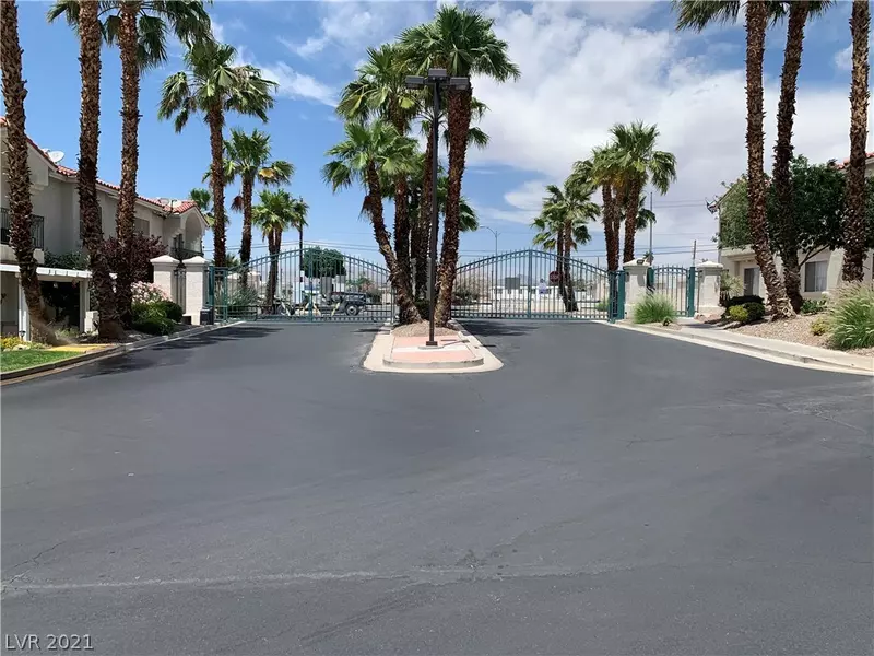 6201 E Lake Mead Boulevard #216, Las Vegas, NV 89156