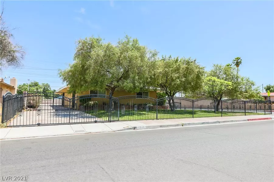 1315 S 17th Street, Las Vegas, NV 89104