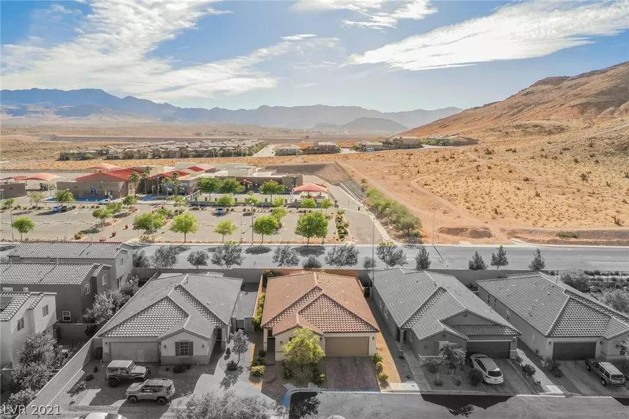 757 Spur Tree Court, Las Vegas, NV 89178